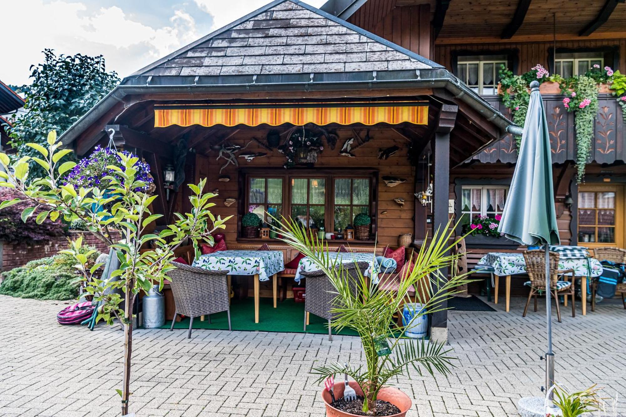 Haus Erika Hotel Wieden Exterior foto