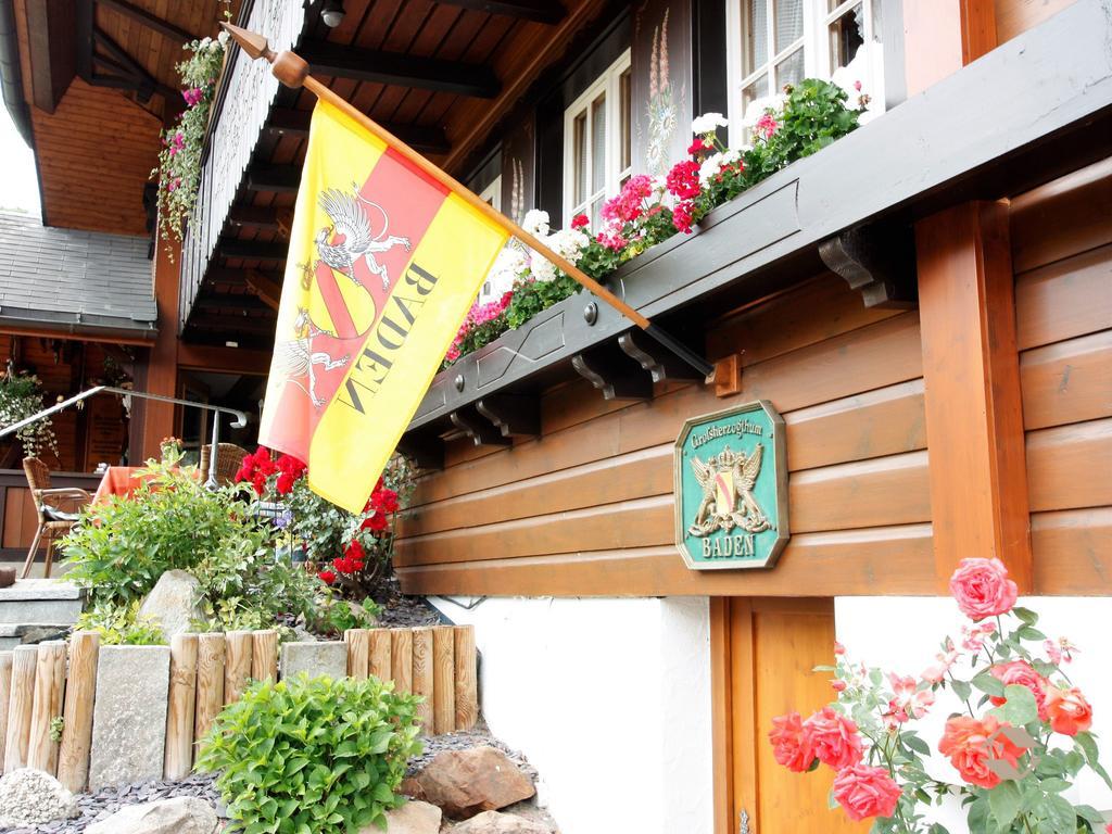 Haus Erika Hotel Wieden Exterior foto